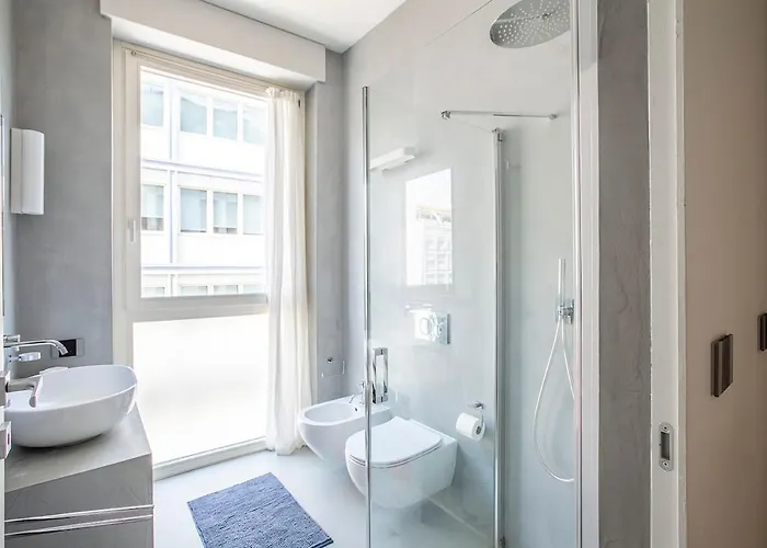 Lake, Center & Lakefront דירה קומו